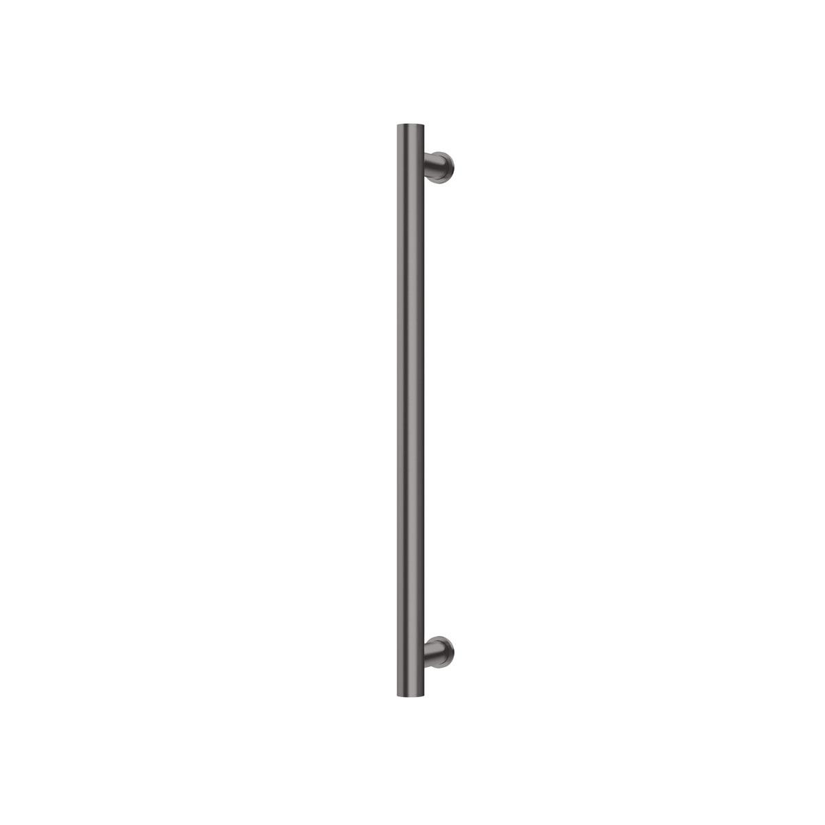 PHOENIX HEATED TOWEL RAIL ROUND 600MM BC