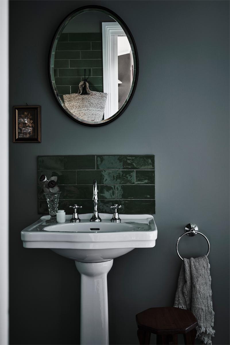 CLAREMONT 58X45 BASIN & PEDESTAL 3TH