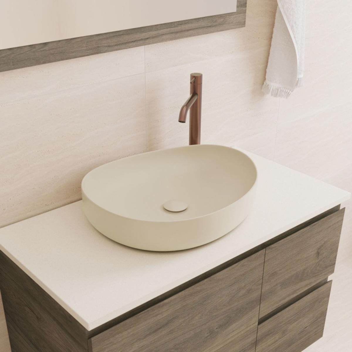 PEBBLE MEDIUM SLIM EDGE BASIN KHAKI CER