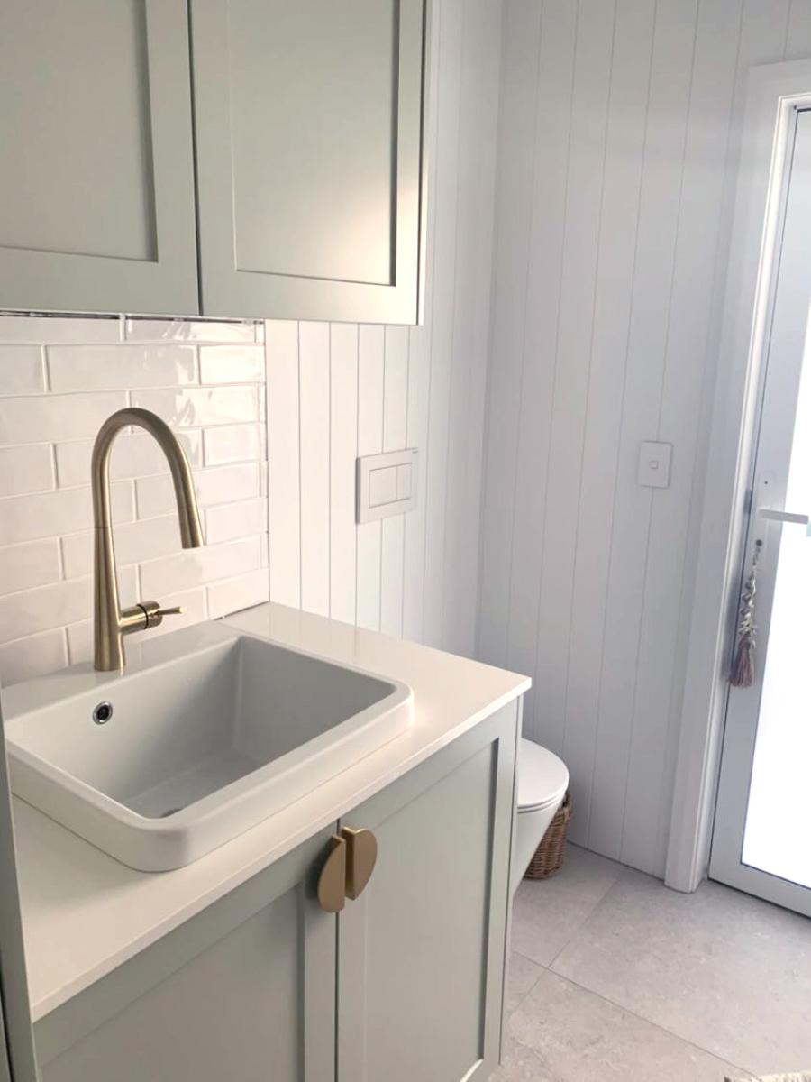 RAVINE 51X51 FIRECLAY SINK