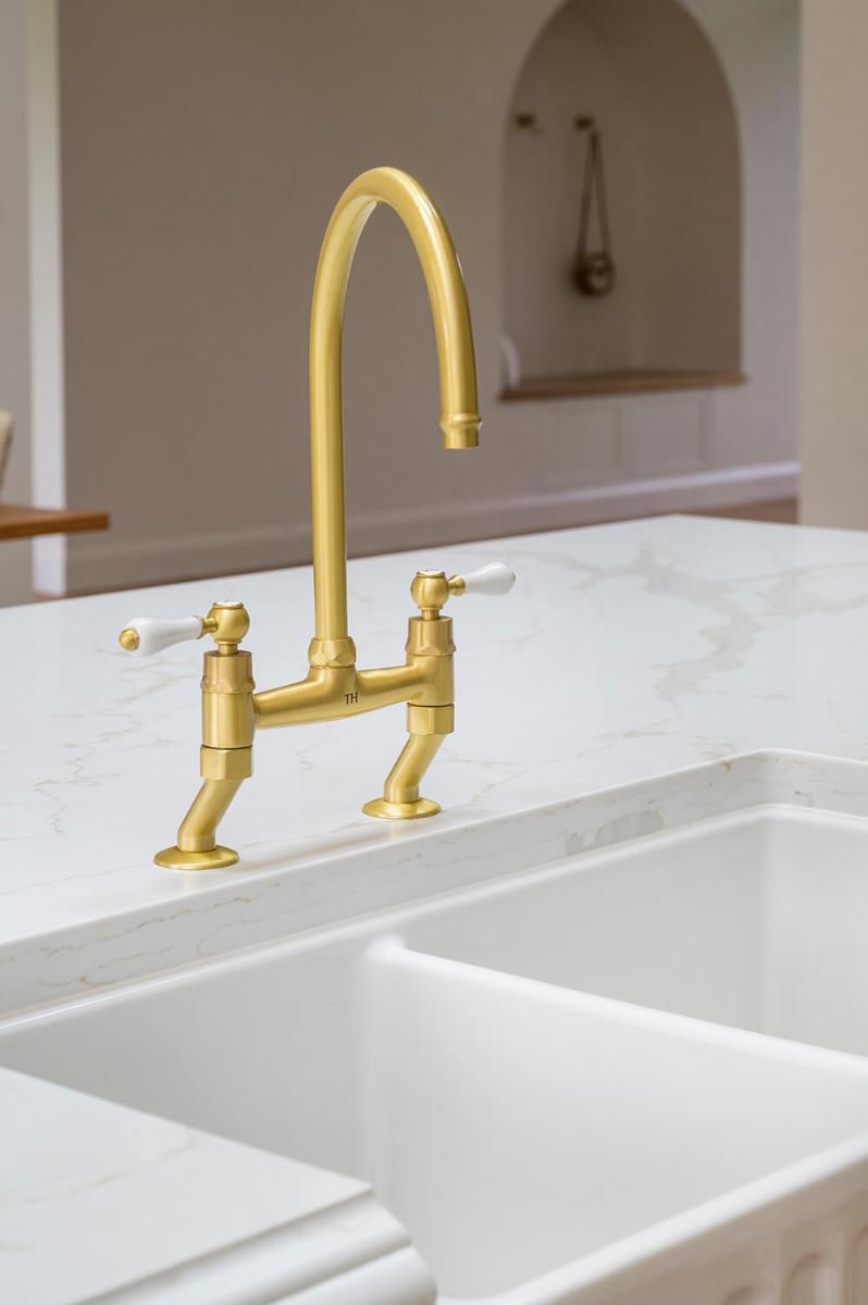 LUDLOW BRIDGE SINK MIXER BB