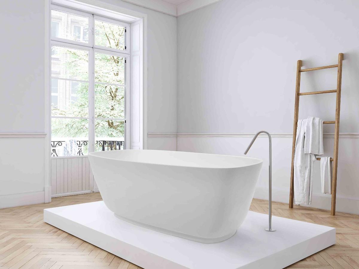 MALDON 150 TITANCAST BATH GL WHT