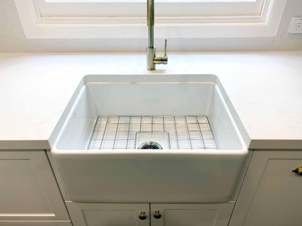 KIT NOVI 60X46 F/C BUTLER SINK GL WHT OF